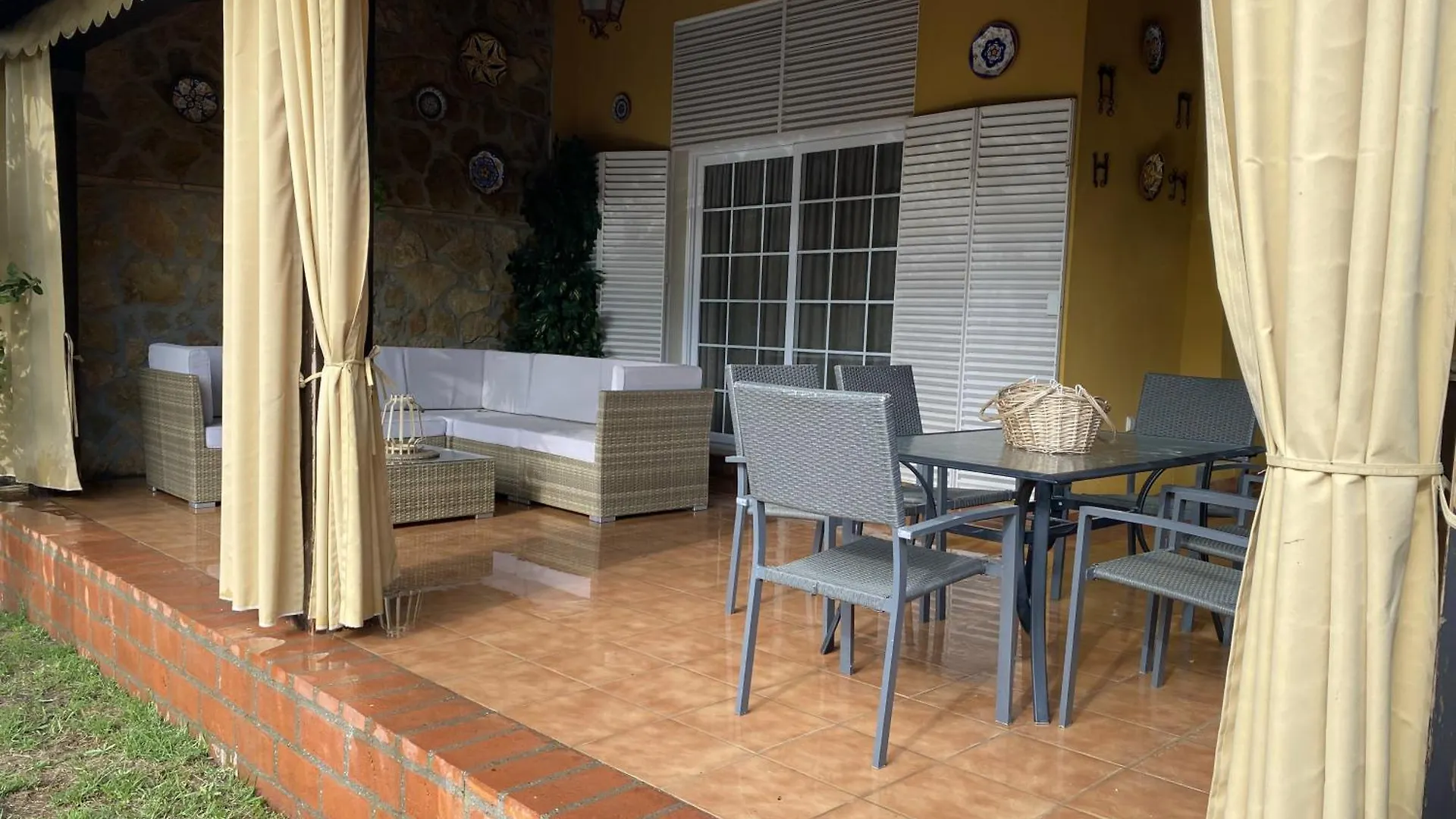 Casa La Querencia Del Lago Alojamiento Rural Las Jaras Holiday home
